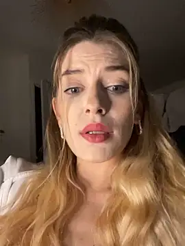 Bellalolahot