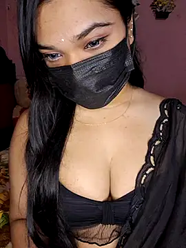 Webcam Model (ariya-03)  is live.Free join now!