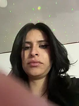 Webcam Model (_elektrah)  is live.Free join now!