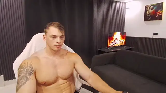 yourhotgreg - YourHotGreg's free webcam - UK Sex Cams