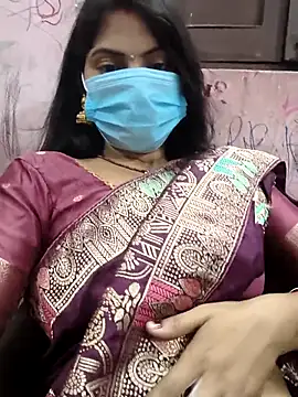miss_aayushi (Ask my age) - Scooty