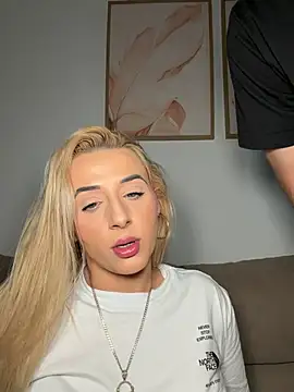  Strongqueen chat room