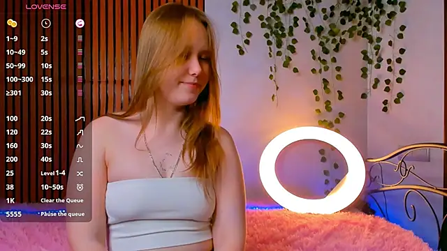 voidelaris - VoidElaris's free webcam - UK Sex Cams