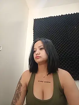 Watch lexi_harper live on EroticFlix - High definition streams