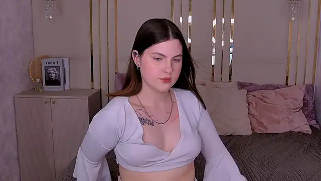 Watch IvySimmons live on EroticFlix - High definition streams