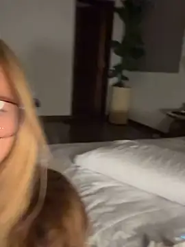 Watch curchez_ live on EroticFlix - High definition streams