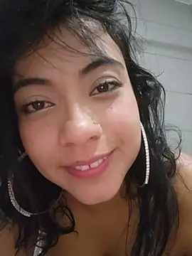 Webcam Model (NefertitiXO)  is live.Free join now!