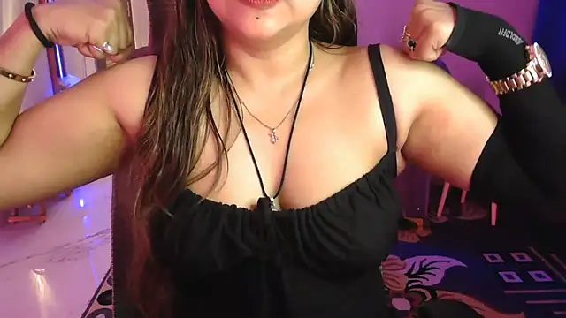 mitikaa - Mitikaa's free webcam - UK Sex Cams