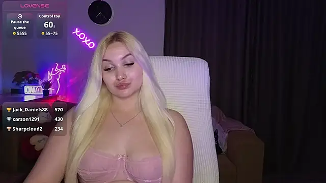 adrelaxina - Adrelaxina's free webcam - UK Sex Cams