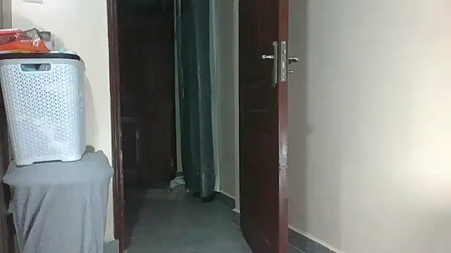 huge_bootybae - Huge_Bootybae's free webcam - UK Sex Cams