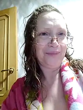 ameli5689 - Ameli5689's free webcam - UK Sex Cams