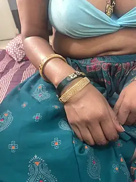 Savita_Desai_BDS... Live Webcam on Stripchat