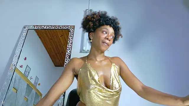 AliyahBrowns live sex cam