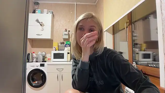 Watch AngelJeni live on EroticFlix - High definition streams