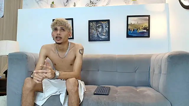 Watch YOUNG_BOYS_HELL live on EroticFlix - High definition streams