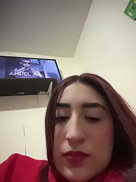 EsmeraldaNaim webcam