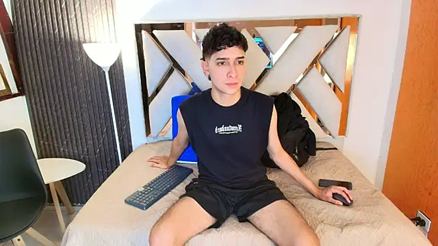 Alantaylorr_ webcam