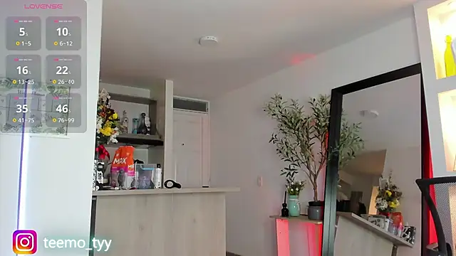 teemotwink (M young) - jerk off + fingering