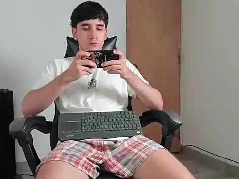leo030809 (M young) - #anal #bisexuals #blowjob #brunettes #cam2cam #cheap-privates #colombian #dildo-or-vibrator #dirty-talk #doggy-style #ejaculation #fingering #handjob #latin #masturbation #medium #recordable-privates #recordable-publics #sexting #small-audience #smoking #spanish-speaking #spanking #young