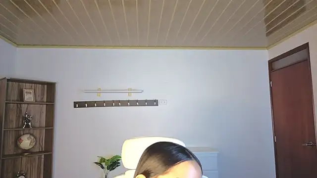 renaxi_smith (F young) - slap those titties🍒🔥