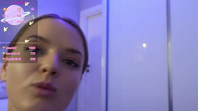 lunaaauraaaa