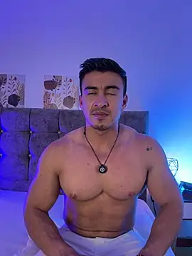 chris_clarck (M young) - take off my pants🥵😏🔥