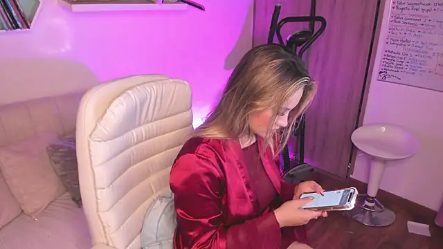Nataliia_09 live sex cam