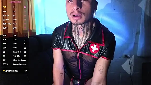 Watch JuanCamiilo_66 live on EroticFlix - High definition streams