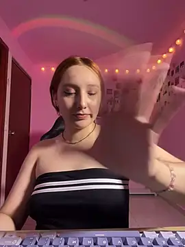 Watch Davne_ live on EroticFlix - High definition streams
