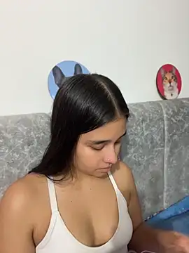 Watch I_Samanthaa live on EroticFlix - High definition streams
