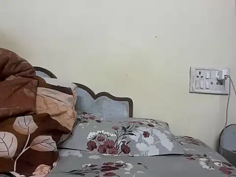 rahul_4u (M twink) - Cum in public