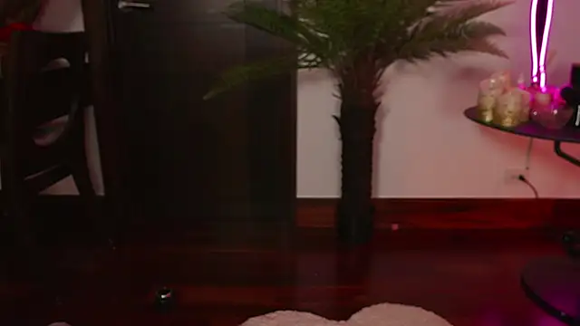 Watch Katyerave live on EroticFlix - High definition streams