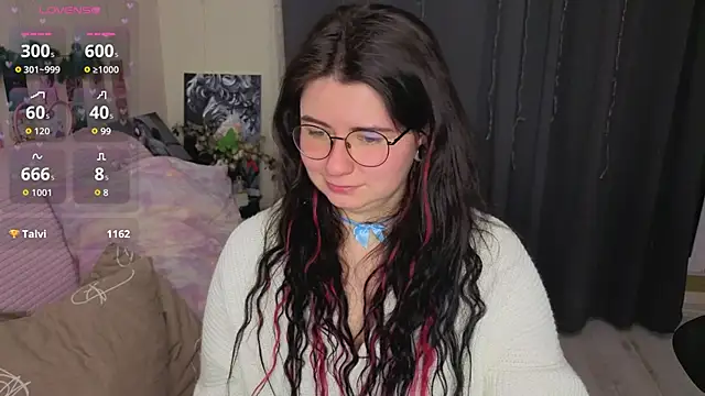 kitty-katty (F young) - Red ass