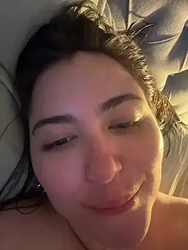 sukhakunis1's live cam