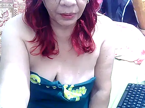 Sweetpinay_mature webcam