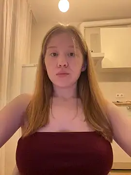 Webcam Model (Eva_Weyne)  is live.Free join now!