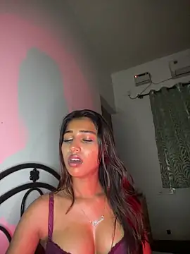 STRIP_GLOW live sex cam