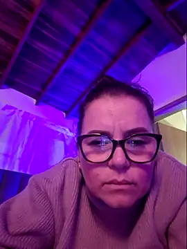Webcam Model (MariaPau_83)  is live.Free join now!