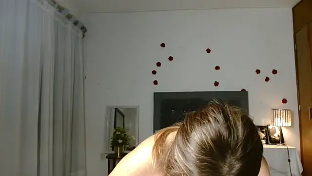 Watch 3littles live on EroticFlix - High definition streams