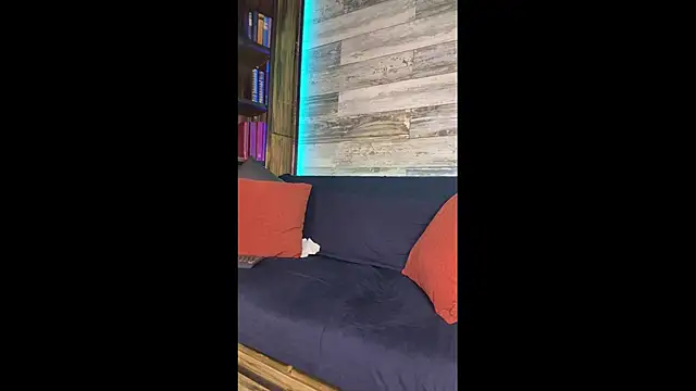 Watch B_Wild live on EroticFlix - High definition streams