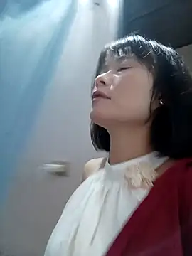 Watch linda_bae00 live on EroticFlix - High definition streams