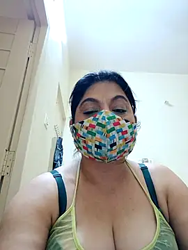 Webcam Model (Ratna-777)  is live.Free join now!