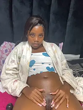 Littlebunny33 webcam