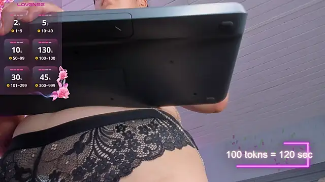AuroraFlowers webcam stripchat model stream image
