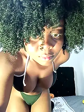 Webcam Model (YasuriLovers)  is live.Free join now!
