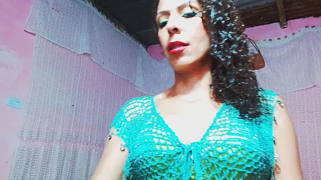 alexandrahornysexihott webcam stripchat model stream image