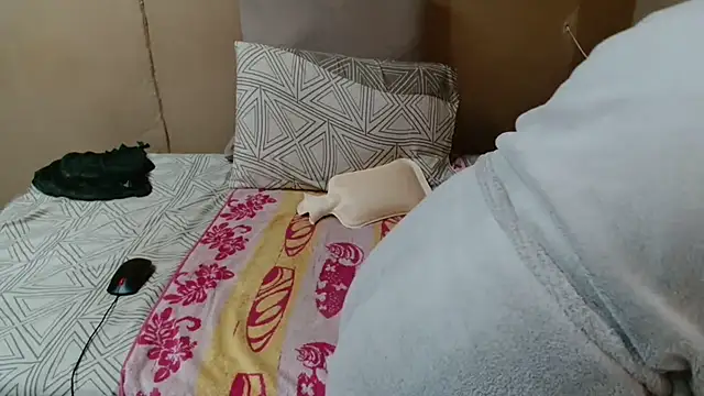 sugarpoppy24xxx (F mature) - i love fucking asssss