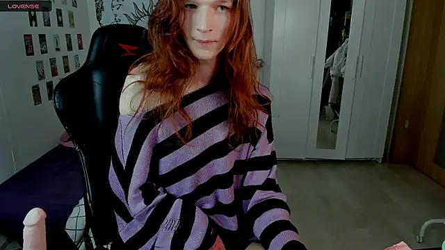 iceseeker2 - Iceseeker2's free webcam - UK Sex Cams