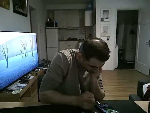 mihaimichael - Mihaimichael's free webcam - UK Sex Cams