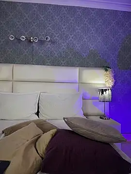 Watch Celeste_Amber live on EroticFlix - High definition streams